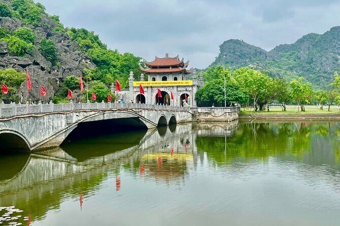 Hanoi: Ninh Binh Full Day Tour Hoa Lu, Tam Coc & Mua Caves - Who Should Consider This Tour?
