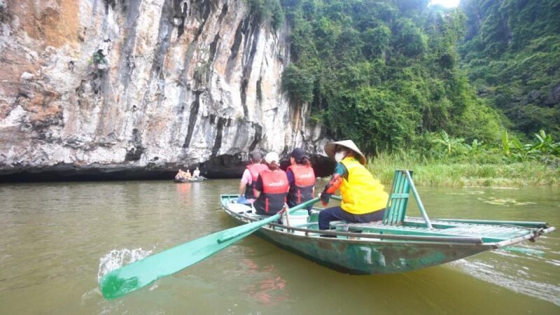Hanoi: Ninh Binh Full-Day Visit Hoa Lu, Tam Coc and Mua Cave - What We Really Like
