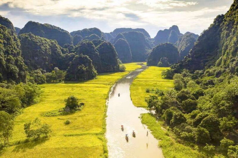 Hanoi: Ninh Binh, Tam Coc, Mua Cave & Hoa Lu with cycling - Key Points