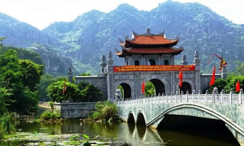 Hanoi: Ninh Binh Tour Hoa Lu, Trang An & Mua Cave & Van Long - Who Should Consider This Tour?