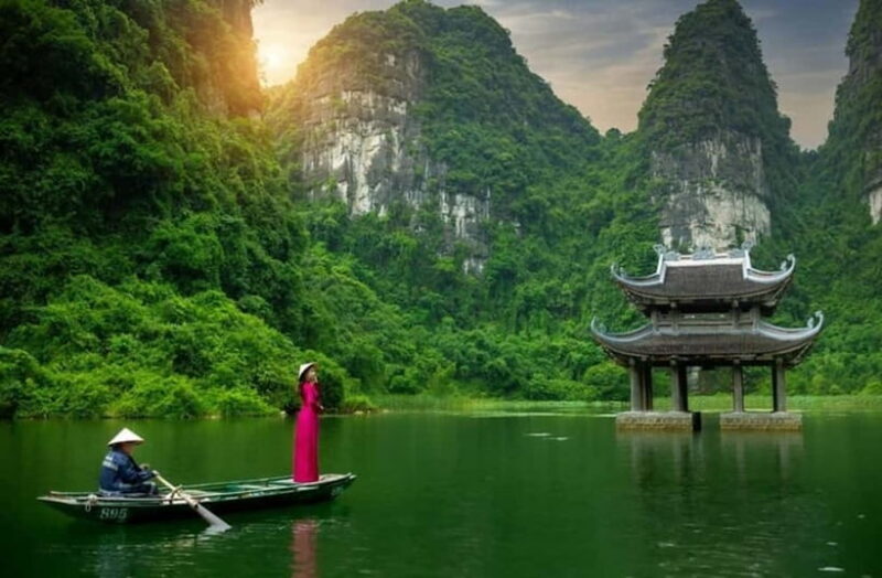 Hanoi: Ninh BinhHoa Lu or Bai Dinh, Trang An Boat &Mua Cave - Starting in Hanoi: From City Buzz to Natural Calm
