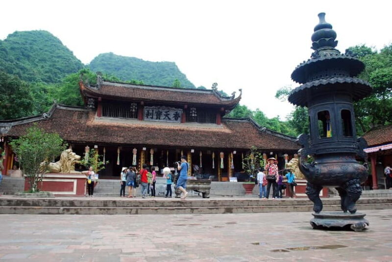 Hanoi: Perfume Pagoda Day Tour with Boat Ride & Cave Visit - Exploring the Perfume Pagoda Complex