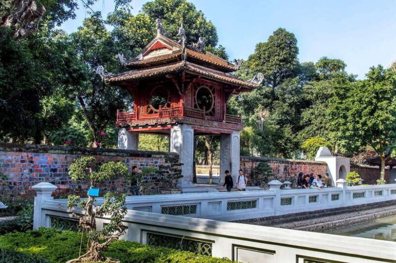 HANOI: RIDE TO HANOI JANE RELATED ATTRACTIONS & TRAIN STREET - The Experience and Itinerary