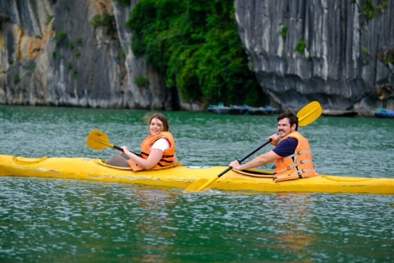 Hanoi: Roundtrip Halong Bay Islands, Caves, Kayaking & Lunch - FAQs