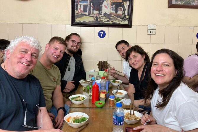 Hanoi Street Food by Walking Small Group Tour - Key Points