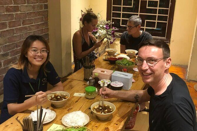 Hanoi Street Food Experience - An In-Depth Look at the Hanoi Street Food Experience