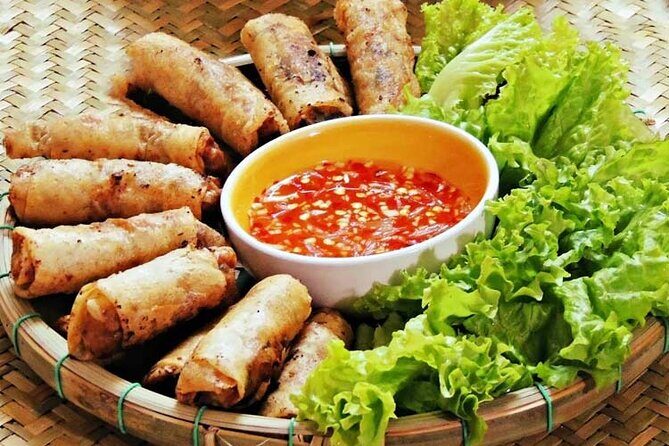 Hanoi Street Food Tour Taste 6 Local Dishes and Drinks - An In-Depth Look at the Hanoi Street Food Tour