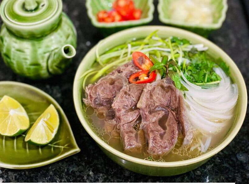 Hanoi: Street Food Tour with Train Street & Hidden Alleyways - Key Points