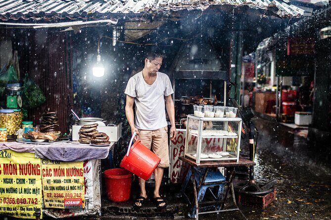 Hanoi Street Photography with a Pro  Phone & Camera - A Closer Look at the Itinerary and Experience