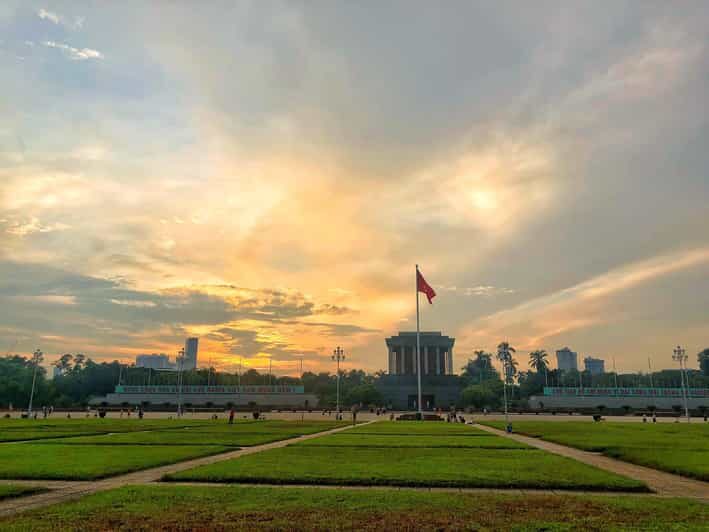 Hanoi: Sunset Highlights Tour with Ao Dai Costume - An In-Depth Look at the Hanoi Sunset Highlights Tour