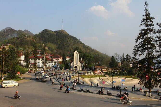 Hanoi to Fansipan Peak 2-Day Bus Tour plus Lodging, Meals, and Pickup - FAQs