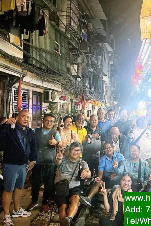 Hanoi Train Street +Best Street Food eating in old quarter - Key Points