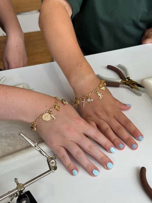 Hanoi: Vietnam gold-plated jewel assemble workshop - An Overview of the Experience