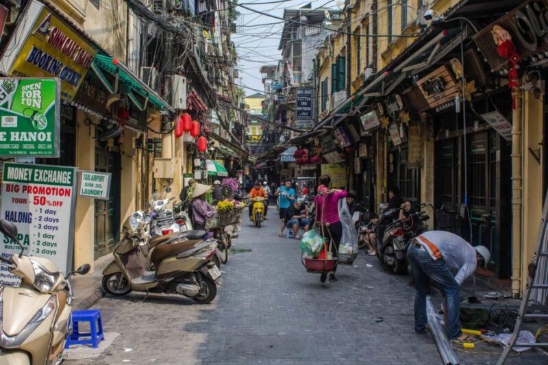 Hanoi: Walking Street Food Tour Small Group with Local Guide - What Makes This Tour Special?