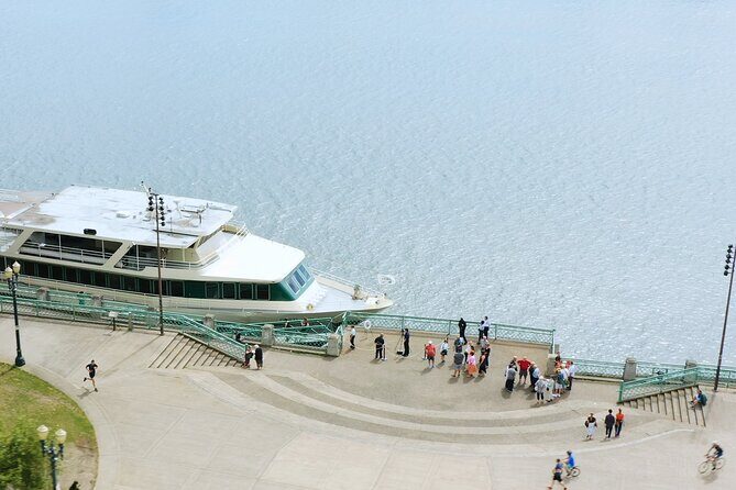 Happy Hour Sightseeing Cruise - The Value and Who It’s Best For