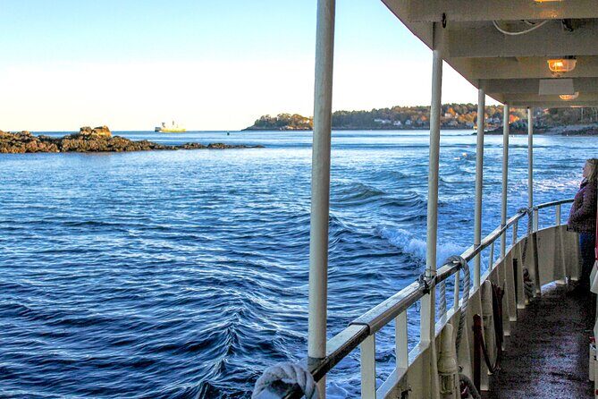 Harbor Lights and Sights Cruise - Harbor Lights and Sights Cruise: An Authentic Portland Waterway Experience