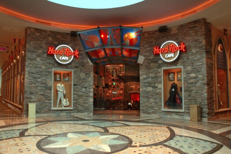 Hard Rock Cafe Foxwoods Resort, Connecticut - Overview and Atmosphere