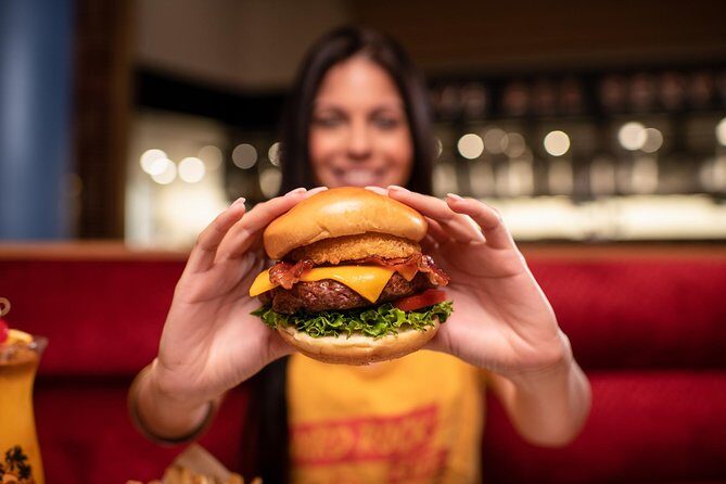 Hard Rock Cafe Hollywood - What Do Reviews Say?
