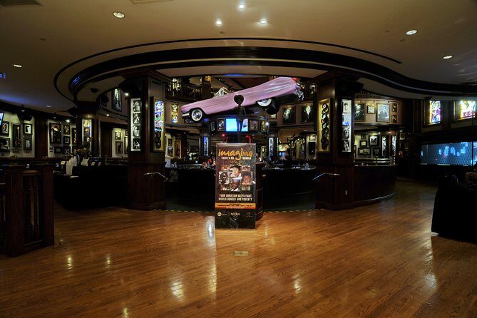 Hard Rock Cafe Orlando - The Atmosphere and Setting