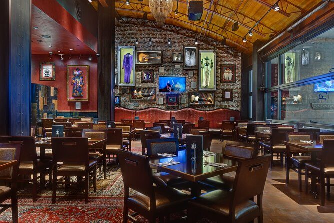 Hard Rock Cafe Philadelphia - The Memorabilia and Atmosphere