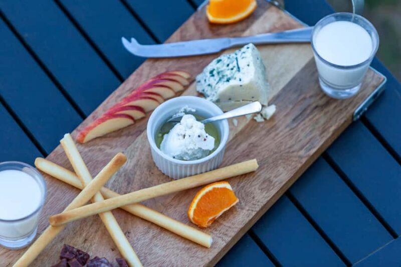 Harrisville: Summer Land Camel Farm Tour with Tasting - Key Points