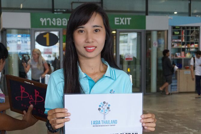Hassle-Free Phuket Airport Transfer by Private Minivan - Who Will Love This Service?