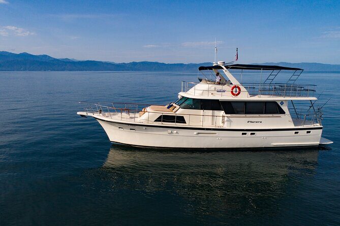 Hatteras 58-61' Luxury Yacht in Puerto Vallarta & Nuevo Nayarit - Who Will Love This Tour?