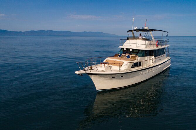 Hatteras 58-61' Luxury Yacht in Puerto Vallarta & Nuevo Nayarit - The Sum Up