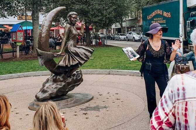 Hauntings, History and Legends Tour in Salem - A Closer Look at the Salem Hauntings, History and Legends Tour