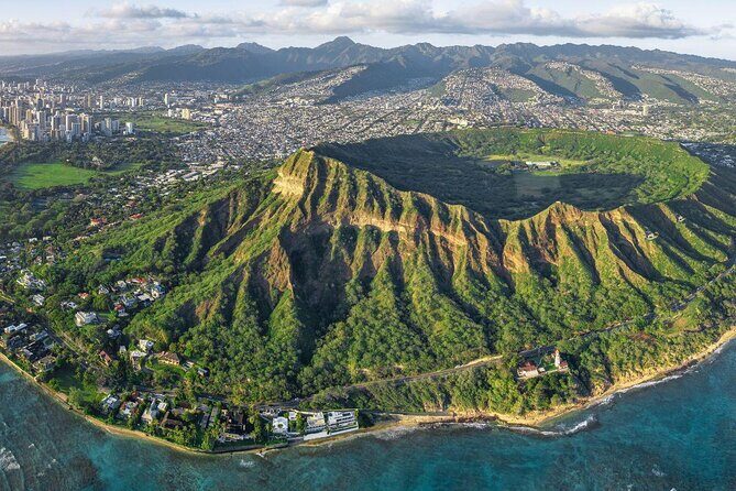 Hawaiian Style Scoot Coupe Rental for the Day - Key Points