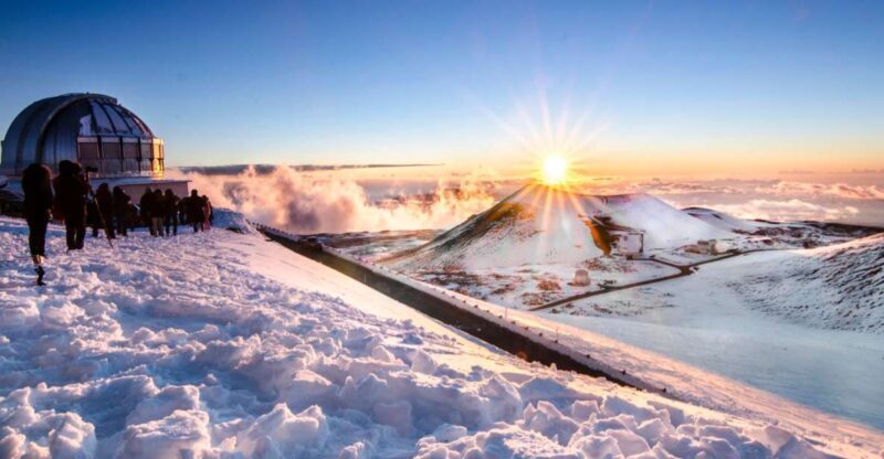 Hawaiis GOAT Experience: Mauna Kea Summit, Sunset & Stars - An In-Depth Look at the Mauna Kea Sunset & Stars Tour