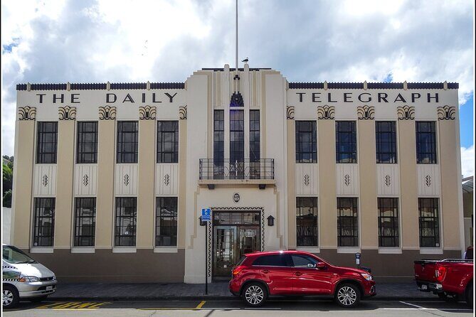 Hawkes Bay - Scenic, luncheon, wine Tour - The Art Deco Drive Back