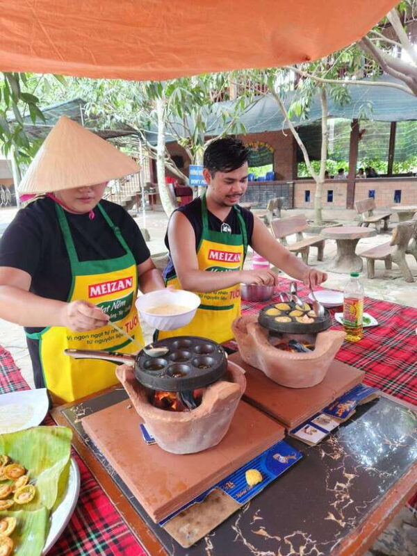 HCM: Authentic Mekong Delta - Boat, TukTuk, Khot Cake Making - A Detailed Breakdown of the Itinerary