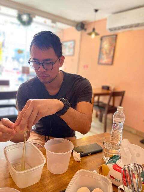HCM: Egg Coffee Class with local Instructor & Snack - The Learning Experience: Making Egg Coffee