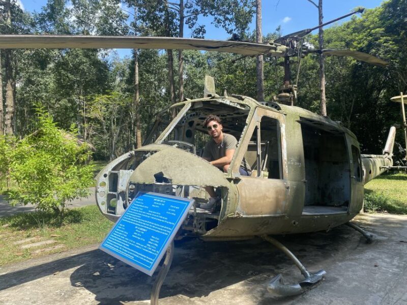 HCM: War Remnants Museum & Independence Palace Walking Tour - Key Points