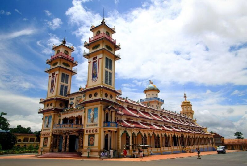 HCMC: Private Cao Dai Temple & Cu Chi Tunnels Full Day Tour - Key Points