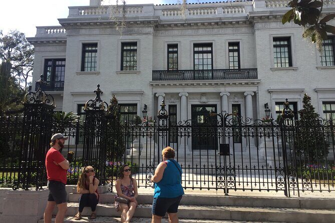 Heart of Savannah History Walking Tour - 2hr - The Haunted Sorrel Weed House