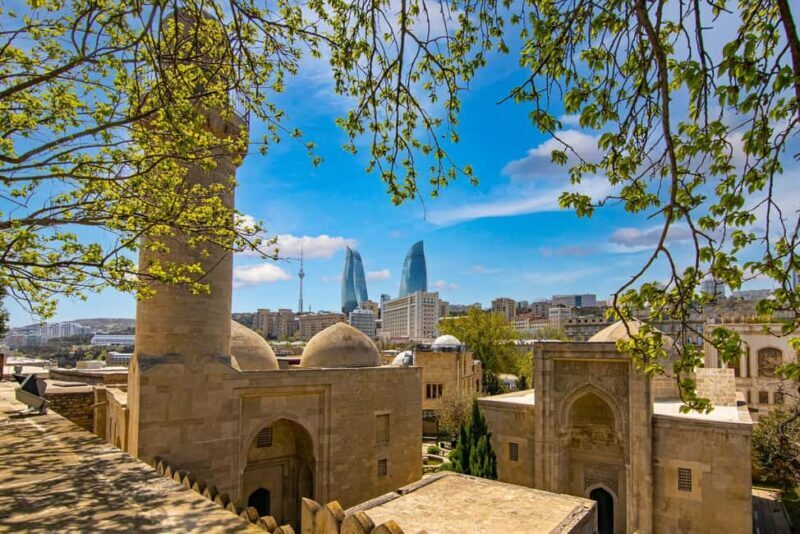Heartbeat of Baku: Old & Modern City Walk (Group or Private) - Key Points