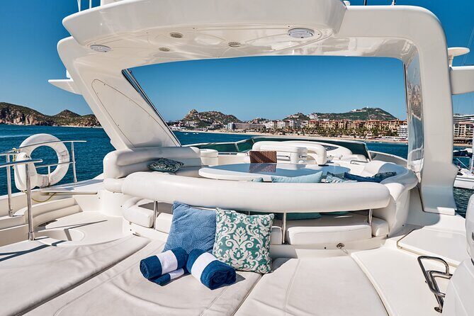 Heather Nikki 80 ft Italian Azimut Yacht Rental - A Detailed Look at the Heather Nikki Experience