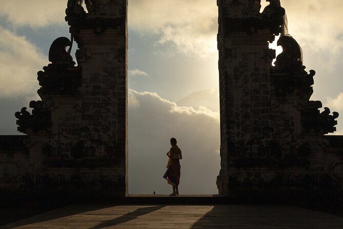 Heaven Gate (Lempuyang) - Tirta Gangga - FREE WIFI - Key Points