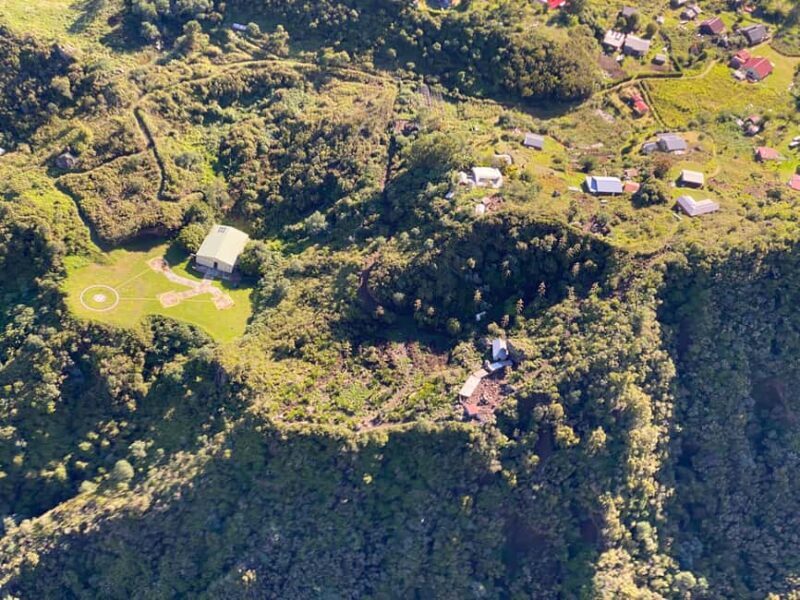 Helicopter flight over the waterfalls and basins of Reunion Island with lunch - FAQ