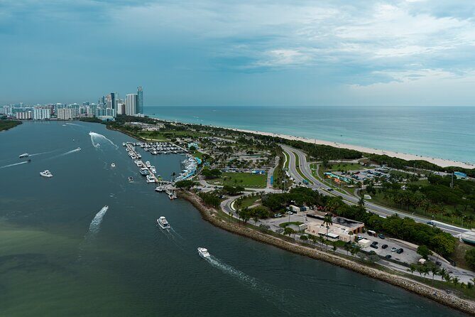 Helicopter Miami Grand Tour - The Experience from the Passenger’s Viewpoint
