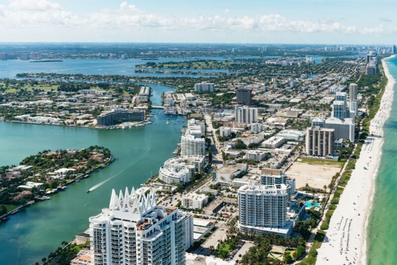 Helicopter Tour: Fort Lauderdale to Miami Beach - Key Points
