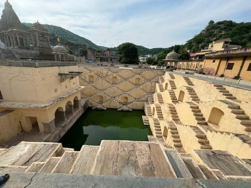 Heritage City Tour of JaipurWith Local Guide & Hidden Gems - What You Can Expect From This Tour