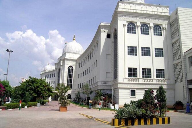 Heritage & Cultural Walk of Hyderabad (2 Hours Guided Walking Tour) - Analyzing the Value
