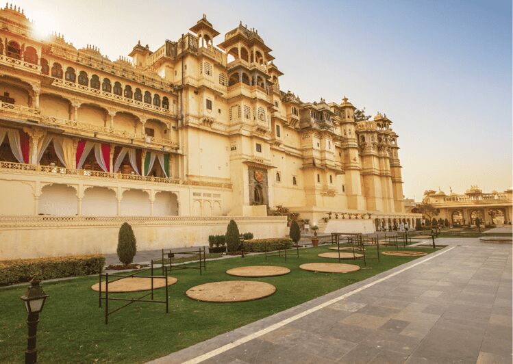 Heritage & Cultural Walk of Udaipur -Guided Walking Tour - An In-Depth Look at the Heritage & Cultural Walk