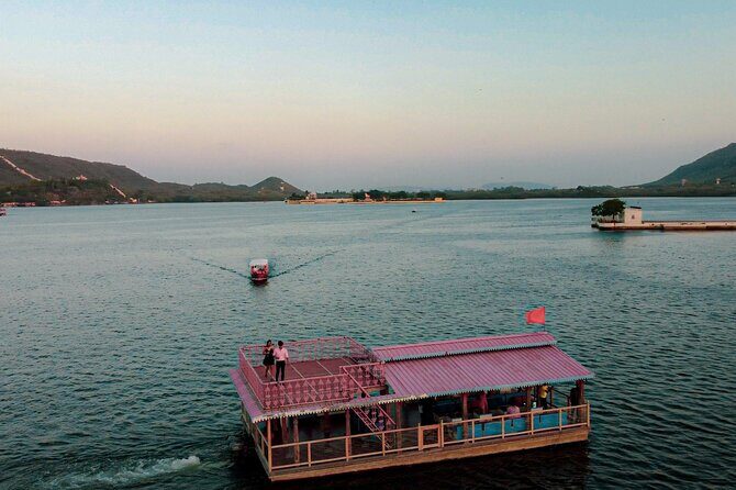 Heritage Tour : Private Boat, Havelis, City Walk & High Tea - Who Will Love This Tour?