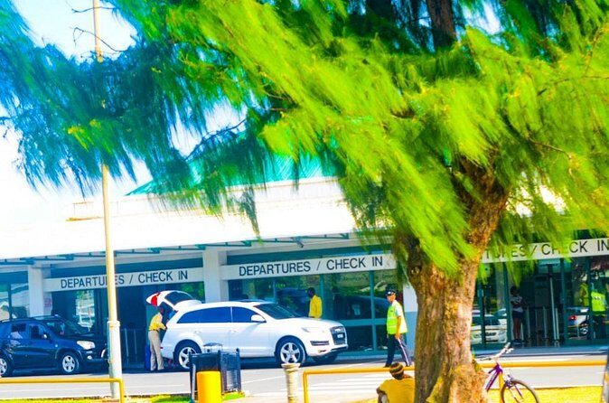 Hewanorra International Airport (UVF) Shuttle One-Way - Price and Value
