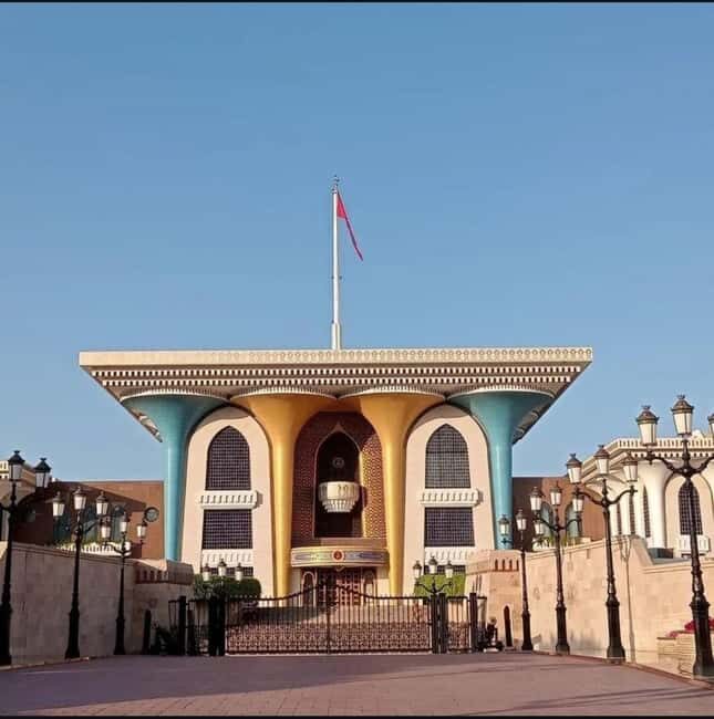 Hidden Gems and Iconic Landmarks of Muscat - Exploring Muscat’s Highlights