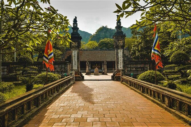 Hidden Ninh Binh Luxury Full Day Group Tour (Tam Coc - Hoa Lu) - Starting Point and Transportation